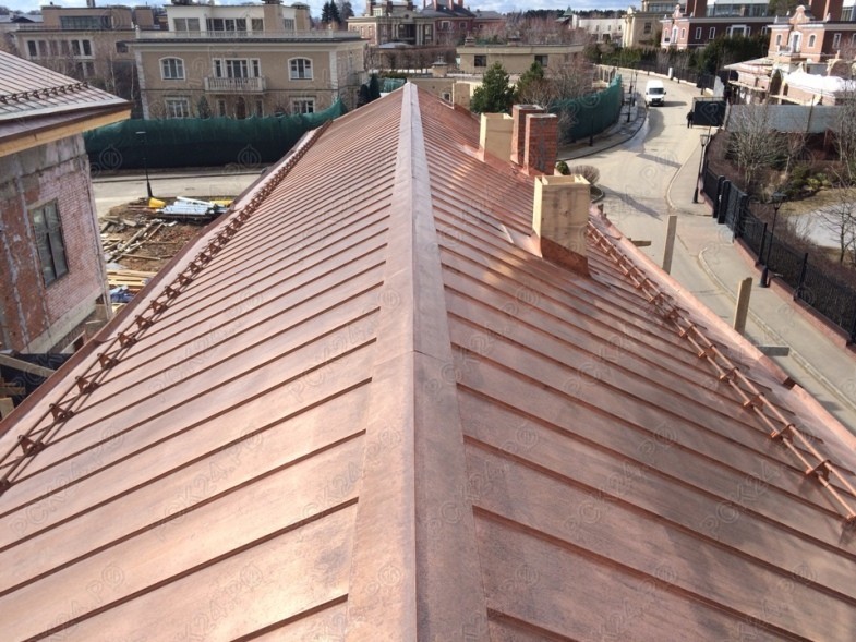 Advantages & Disadvantages Of Copper Roofing
