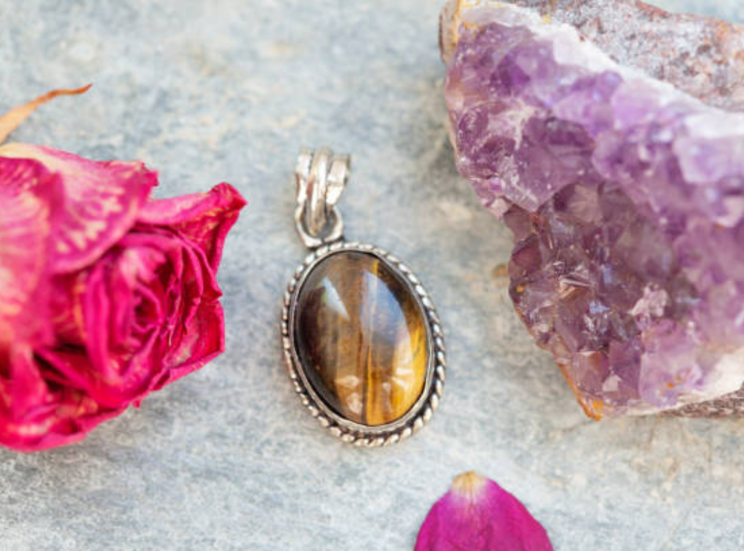 Exploring the Benefits of Wearing Amethyst Jewelry