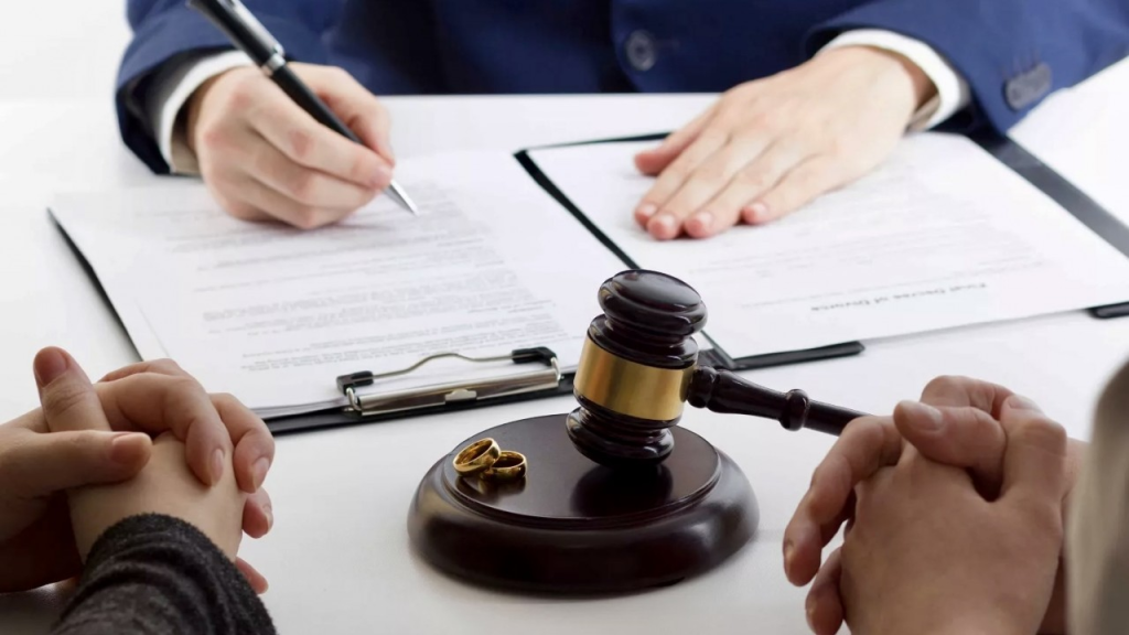 divorce lawyer abu dhabi